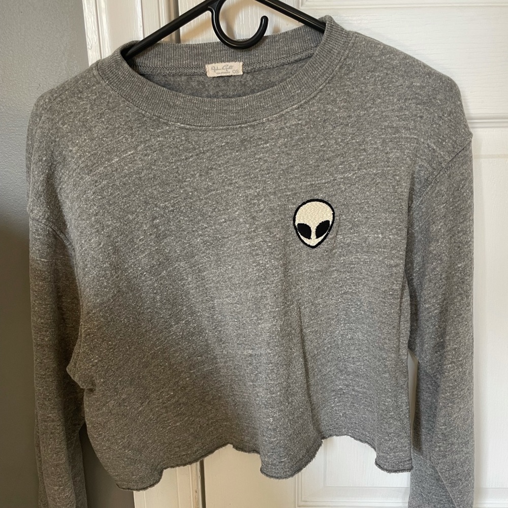 Brandy Melville ‘John Galt’ cropped alien sweater